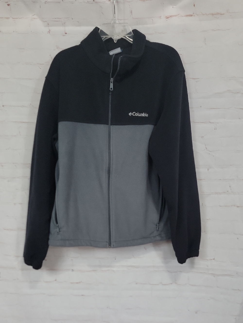Columbia Black & Gray Full-Zip Fleece Jacket